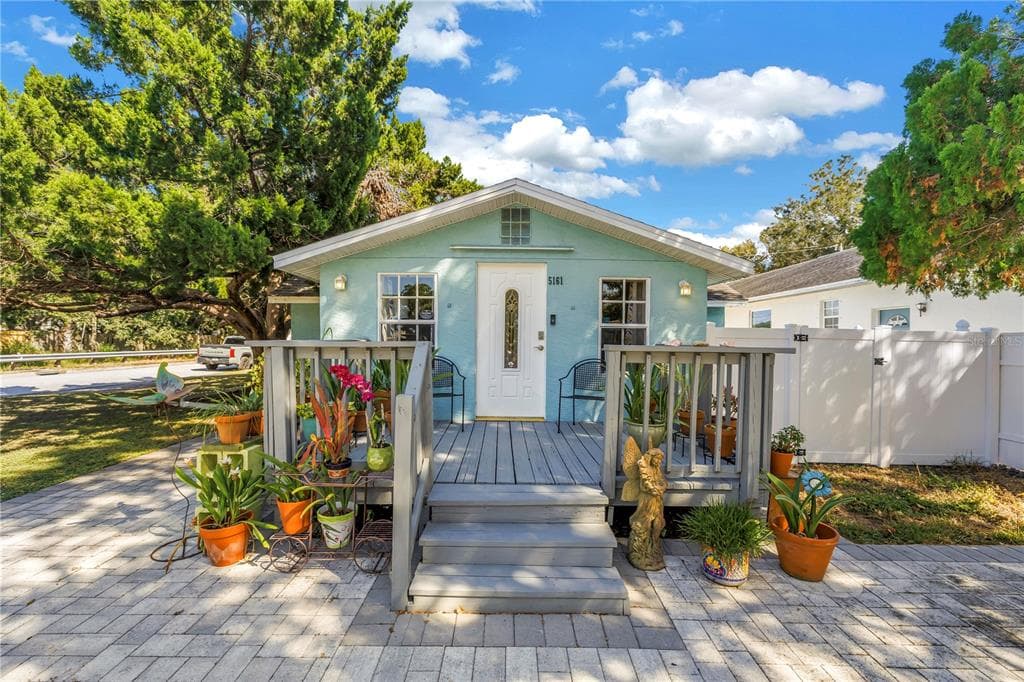 5161 RENA STREET N - 2bd/1ba - $290,000 - ST PETERSBURG, FL