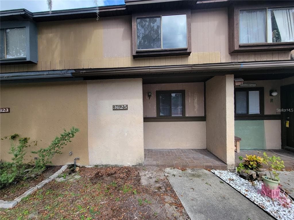 3625 NE 20TH PLACE - 2bd/2ba - $135,000 - OCALA, FL