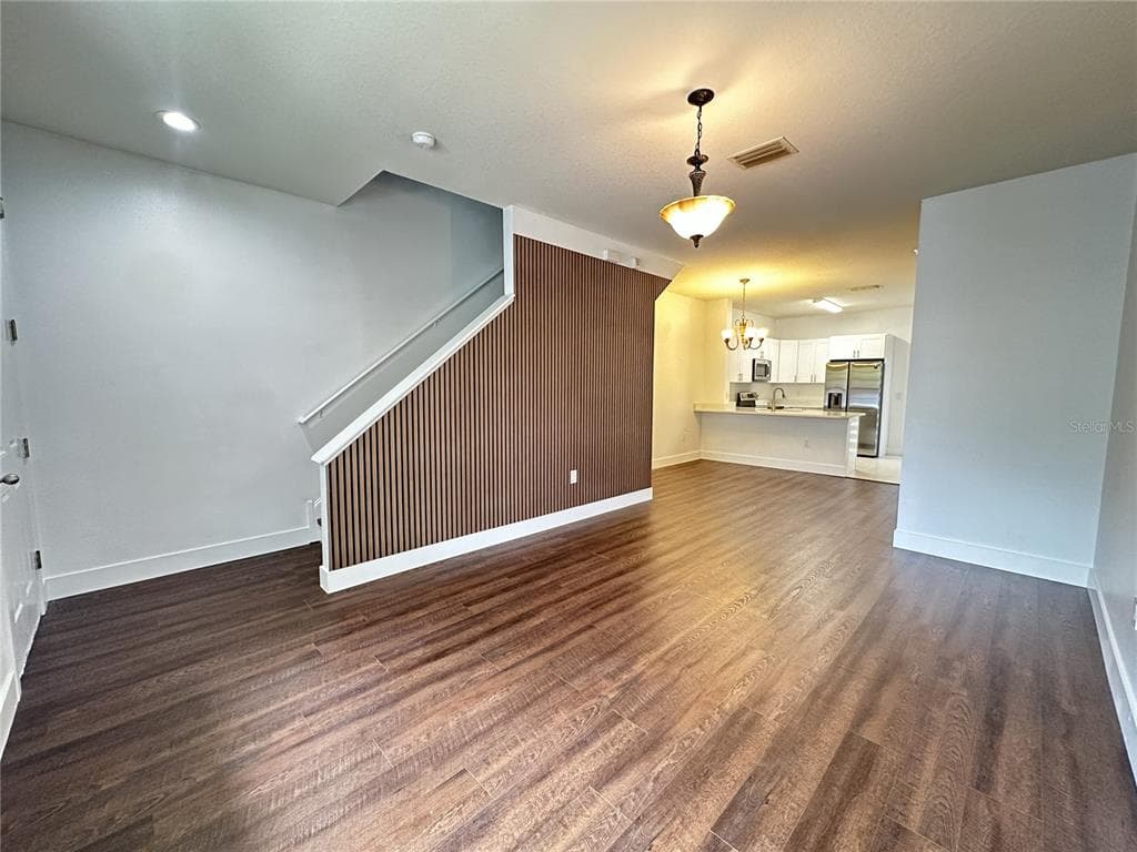 12772 COUNTRY BROOK LANE - 2bd/3ba - $299,000 - TAMPA, FL