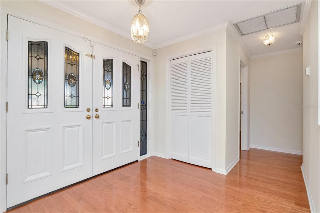 4618 WESTFORD CIRCLE - Interior/Exterior Photo 3 - TAMPA, FL