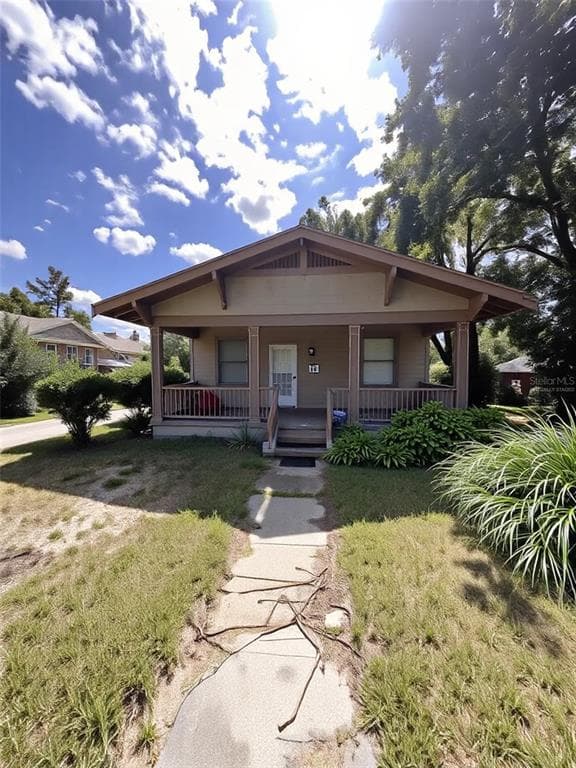 112 W POWHATAN AVENUE - 3bd/1ba - $299,999 - TAMPA, FL