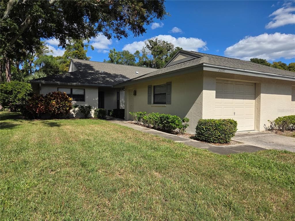 3239 LORI LANE UNIT 3239 - 2bd/2ba - $200,000 - NEW PORT RICHEY, FL