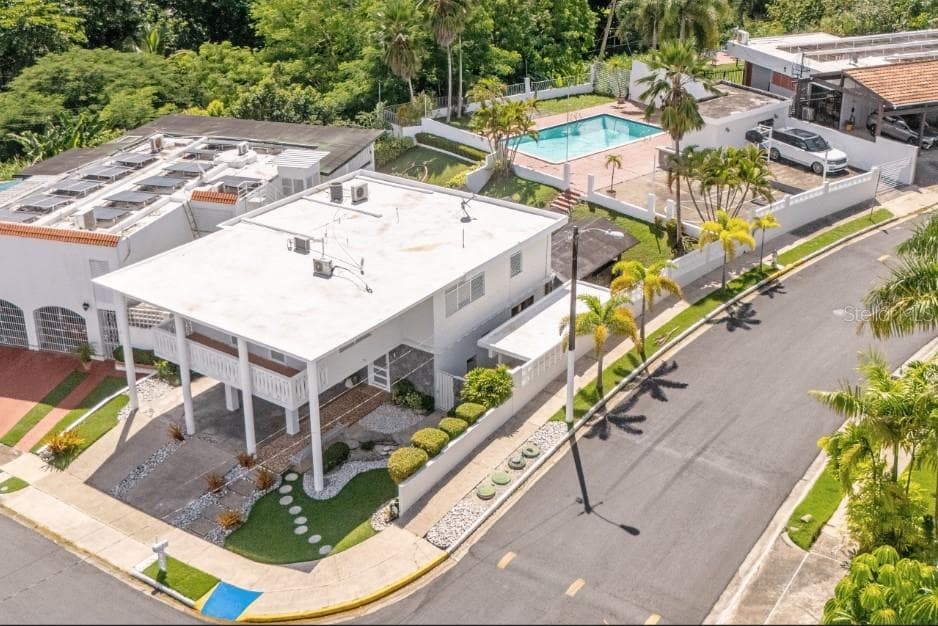 B-6 CALLE ARROYO URB EL REMANSO