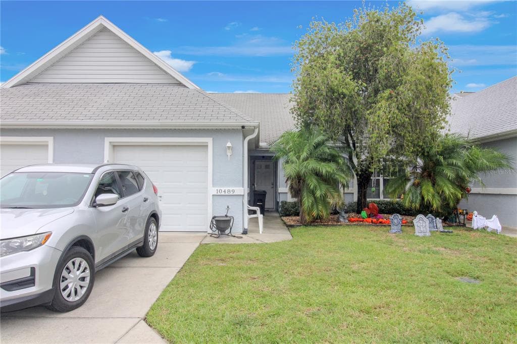 10489 SW 85TH COURT - 2bd/2ba - $190,000 - OCALA, FL