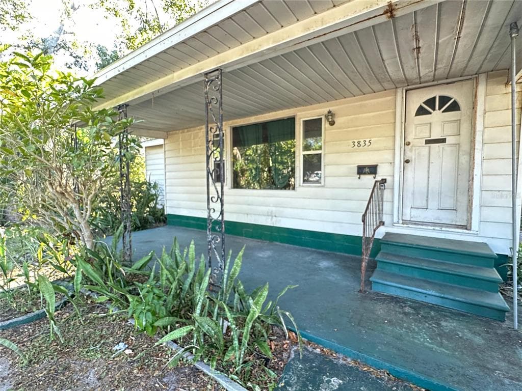 3835 7TH STREET S - 2bd/1ba - $179,900 - ST PETERSBURG, FL