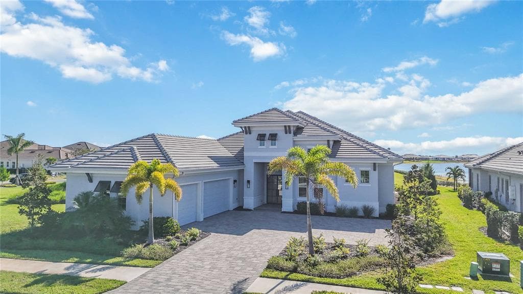 500 BLUE SHELL LOOP - 4bd/5ba - $2,350,000 - SARASOTA, FL