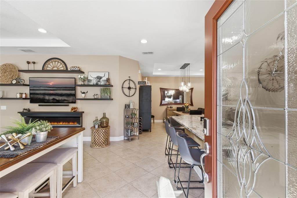 3912 BRIDLECREST LANE - Interior/Exterior Photo 5 - BRADENTON, FL