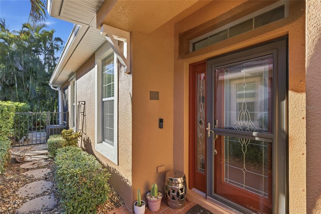 3912 BRIDLECREST LANE - Interior/Exterior Photo 4 - BRADENTON, FL