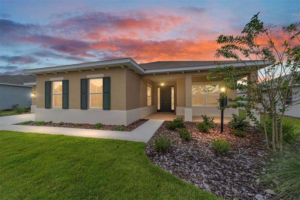 10001 SW 106TH CIRCLE - 2bd/3ba - $432,000 - OCALA, FL