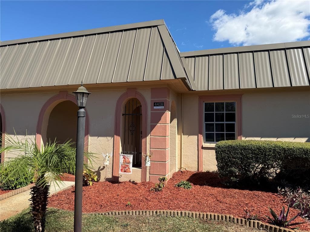 4408 SUNSTATE DRIVE - 2bd/1ba - $110,000 - NEW PORT RICHEY, FL