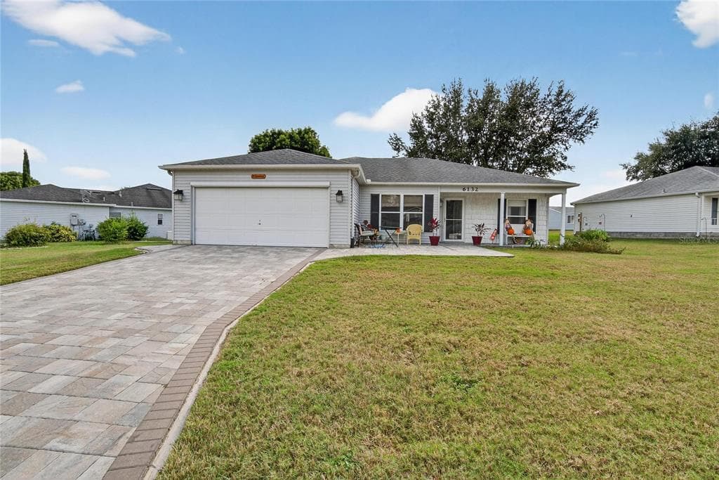 6132 MAGPIE DRIVE - 2bd/2ba - $285,000 - LAKELAND, FL