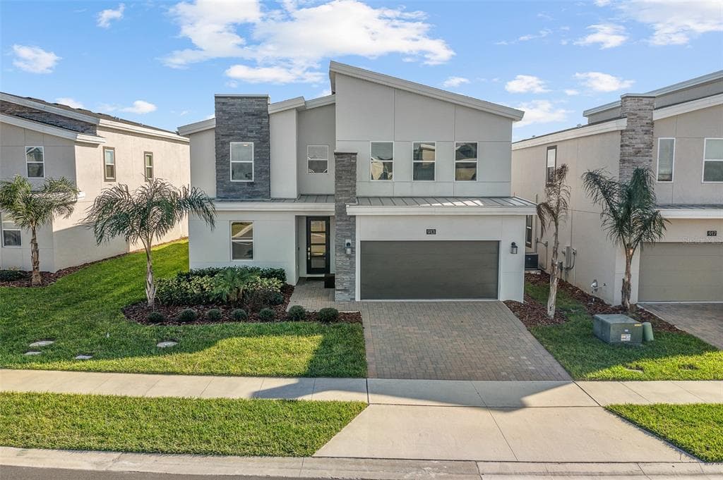 913 OCEAN COURSE AVENUE - 7bd/6ba - $709,000 - DAVENPORT, FL
