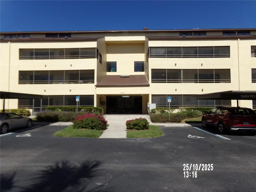 13612 S VILLAGE DRIVE UNIT 5307 - 2bd/2ba - $239,500 - TAMPA, FL