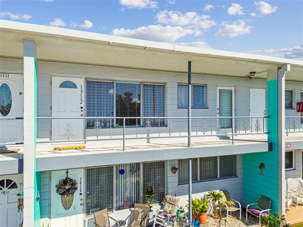 5861 42ND TERRACE N UNIT 1712