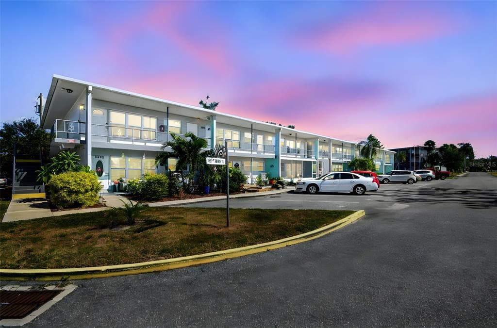 5861 42ND TERRACE N UNIT 1712 - Interior/Exterior Photo 5 - KENNETH CITY, FL