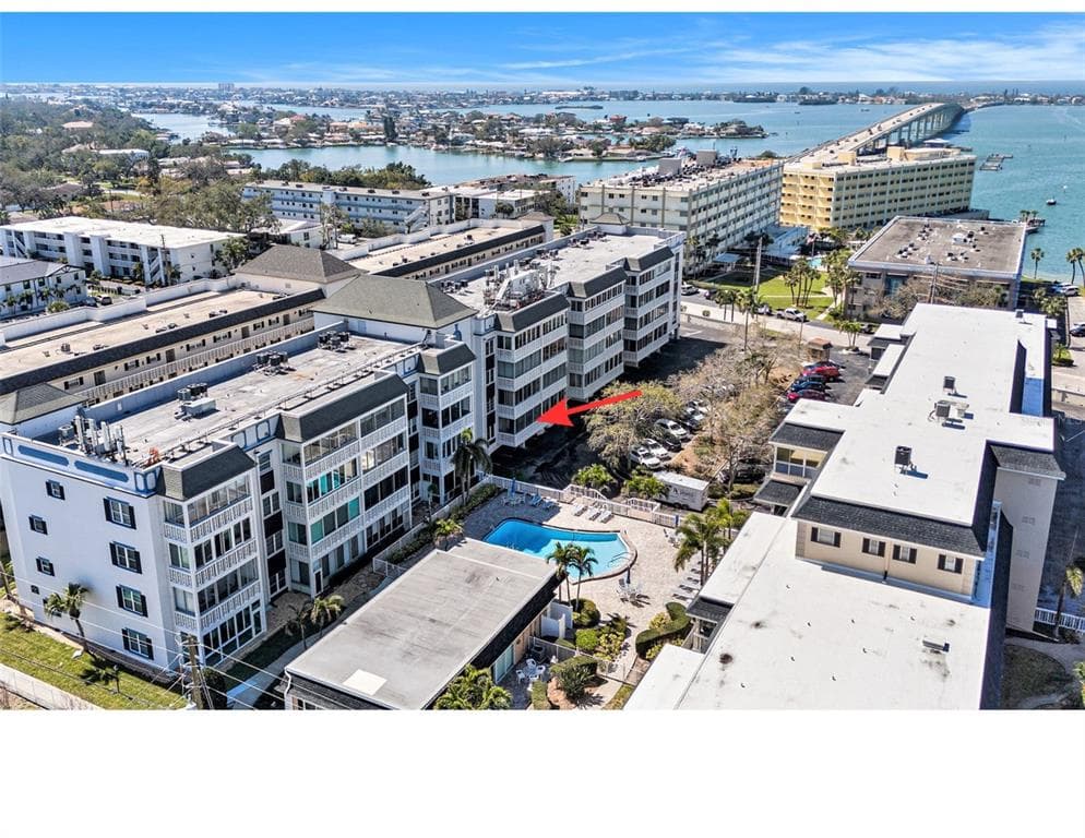 139 BLUFF VIEW DRIVE UNIT 105