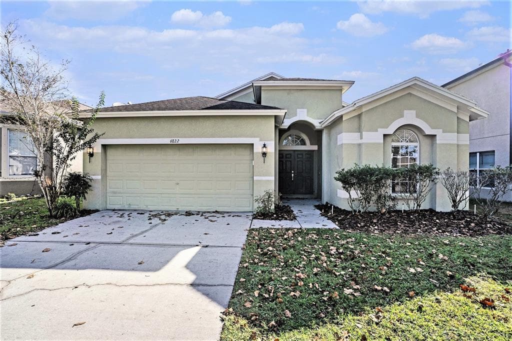 6822 RUNNER OAK DRIVE - 4bd/2ba - $360,000 - WESLEY CHAPEL, FL
