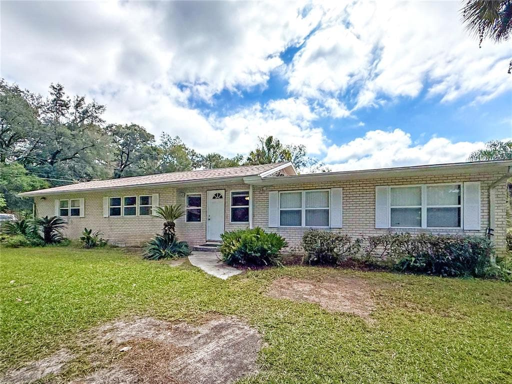 1328 NE 36TH STREET - 3bd/2ba - $315,000 - OCALA, FL