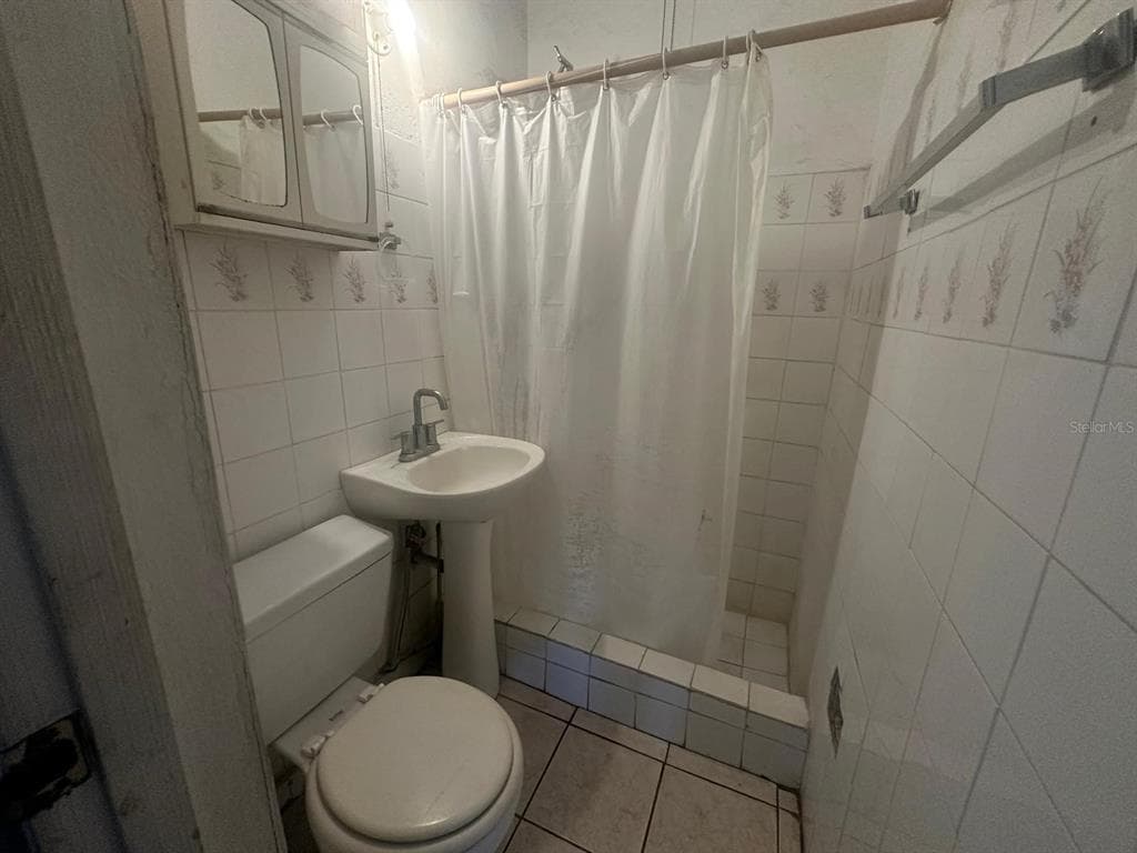 calle 54 S E CASA 1205 - Interior/Exterior Photo 2 - SAN JUAN, PR