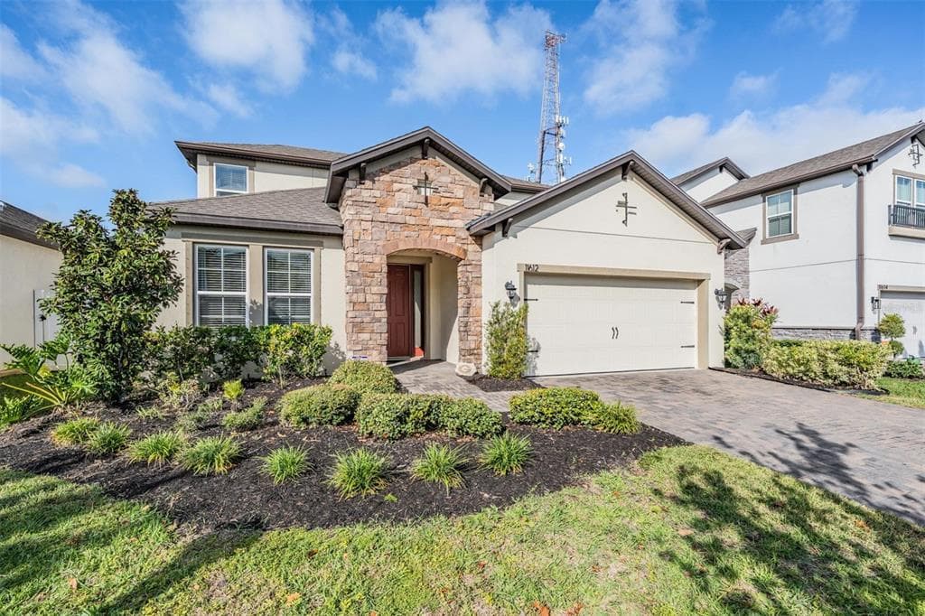 11612 NAVEL ORANGE WAY - 5bd/3ba - $740,000 - TAMPA, FL