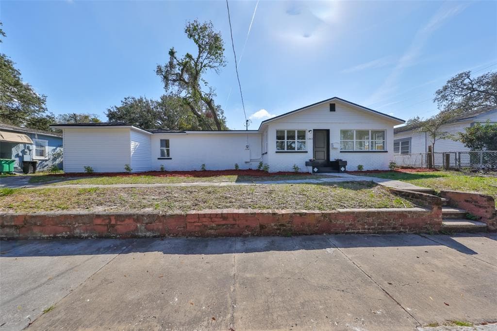 1303 E NEW ORLEANS AVENUE - 5bd/4ba - $580,000 - TAMPA, FL
