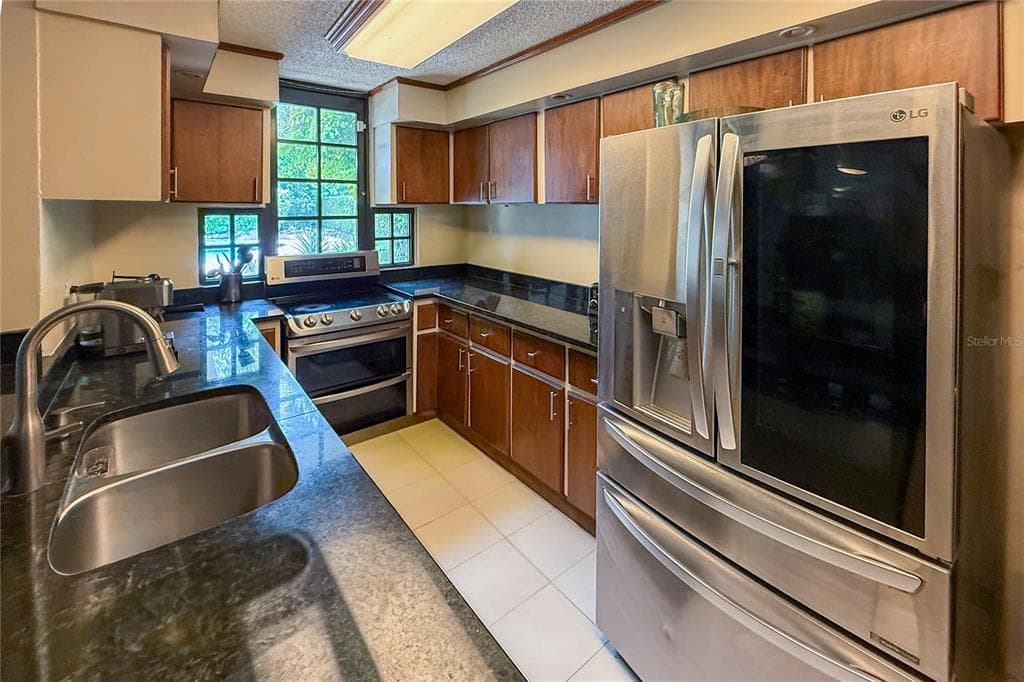 4 VILLAS DE PARANA #S1-21 - Interior/Exterior Photo 5 - SAN JUAN, PR