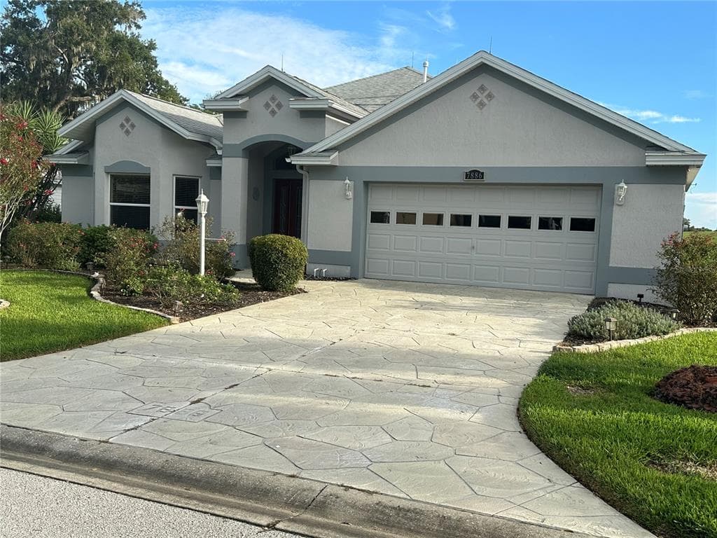 7886 SE 167TH MISTWOOD LANE - 3bd/2ba - $575,000 - THE VILLAGES, FL