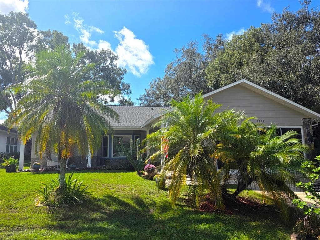 6345 PINE MEADOWS DRIVE - 2bd/2ba - $332,500 - SPRING HILL, FL