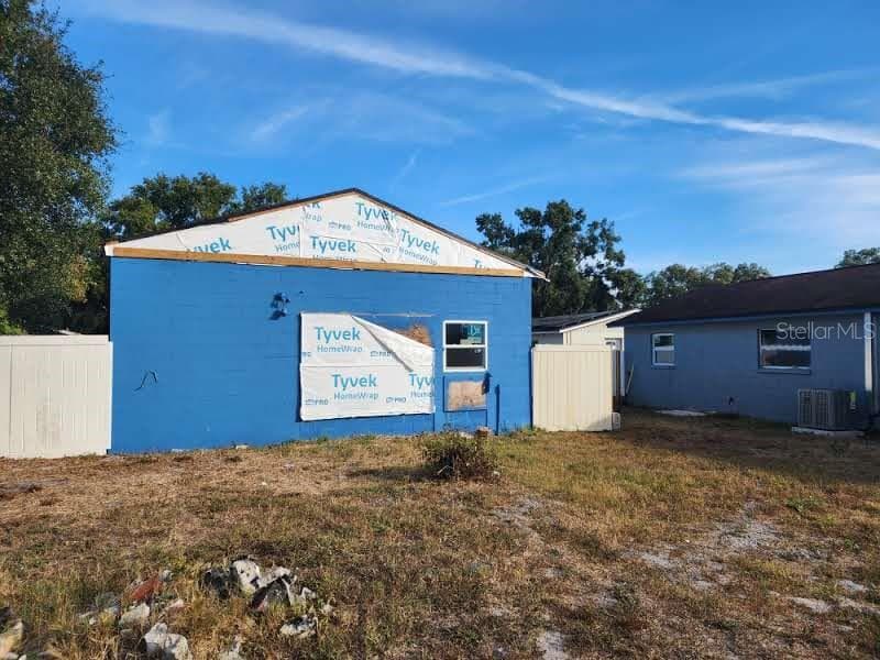 8522 TIDEWATER TRAIL - Interior/Exterior Photo 5 - TAMPA, FL