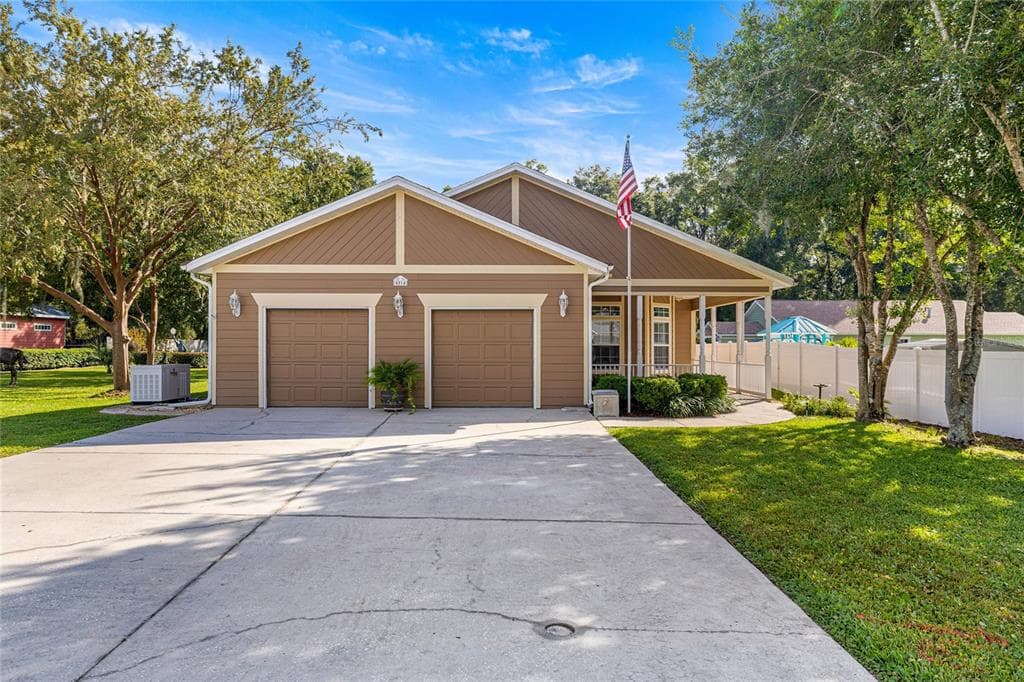4014 NE 23RD PLACE - 3bd/3ba - $489,900 - OCALA, FL