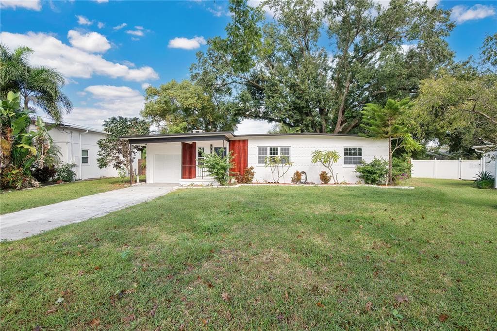 2639 BETTY STREET - 3bd/2ba - $555,000 - ORLANDO, FL