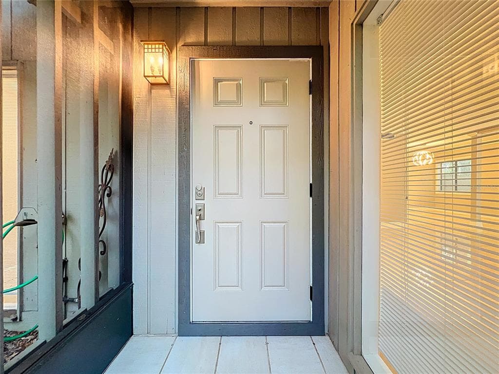 117 CROWN OAKS WAY UNIT 117 - Interior/Exterior Photo 3 - LONGWOOD, FL