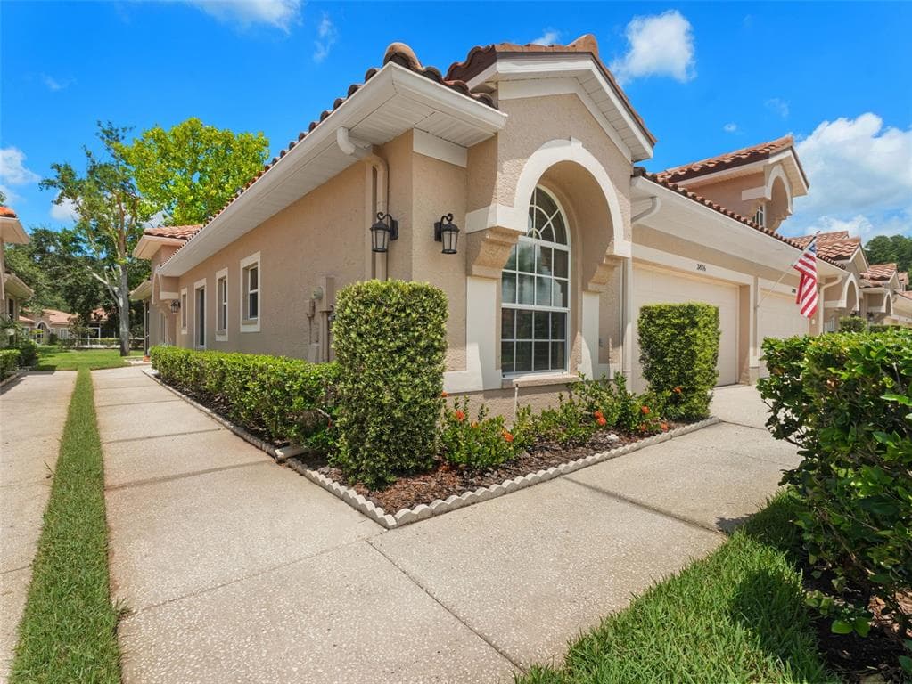 3876 TIMBER RIDGE COURT - 3bd/2ba - $435,000 - PALM HARBOR, FL