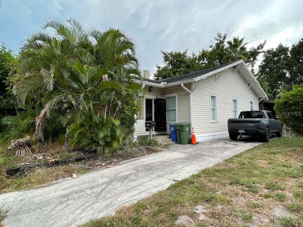 814 26TH STREET W - 2bd/1ba - $299,900 - BRADENTON, FL