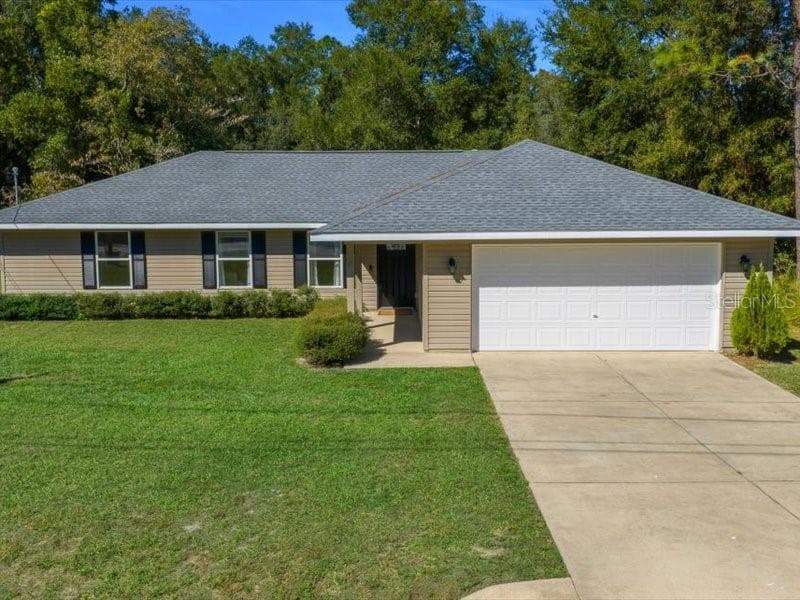 31 PINE COURT LOOP - 4bd/2ba - $269,900 - OCALA, FL