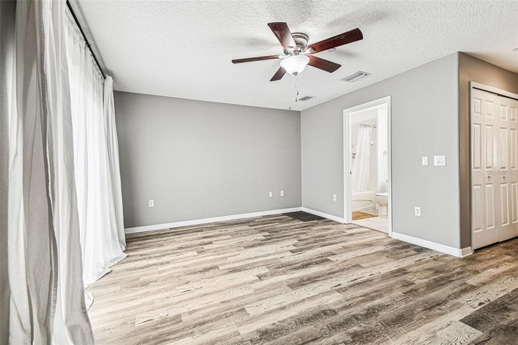 2503 MIDDLETON GROVE DRIVE - Interior/Exterior Photo 4 - BRANDON, FL