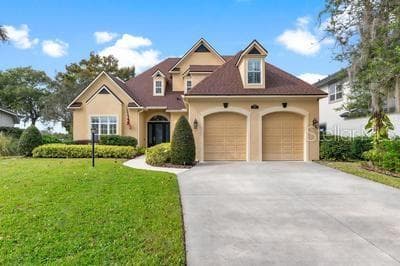 1641 EDGEWATER DRIVE - 4bd/3ba - $839,900 - MOUNT DORA, FL