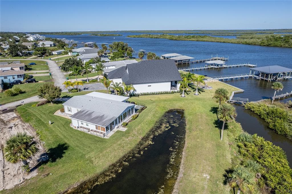 251 GOLDEN BAY BOULEVARD - Interior/Exterior Photo 5 - OAK HILL, FL