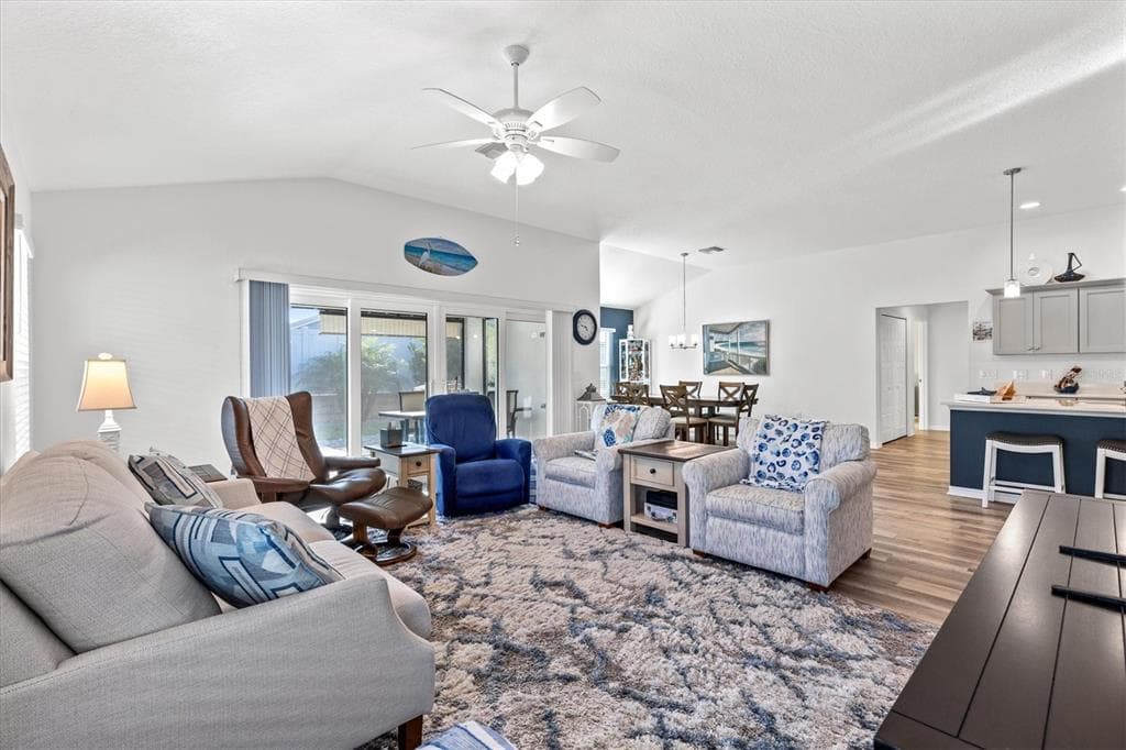 6692 NEWELL LOOP - Interior/Exterior Photo 5 - THE VILLAGES, FL