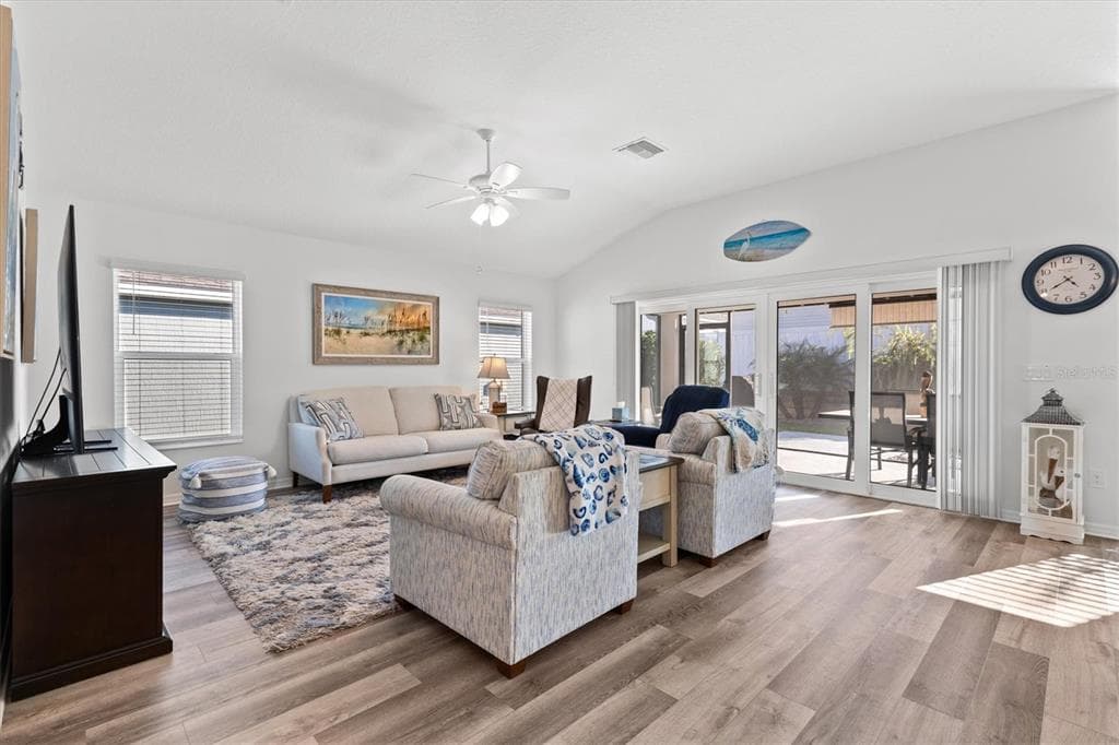 6692 NEWELL LOOP - Interior/Exterior Photo 4 - THE VILLAGES, FL