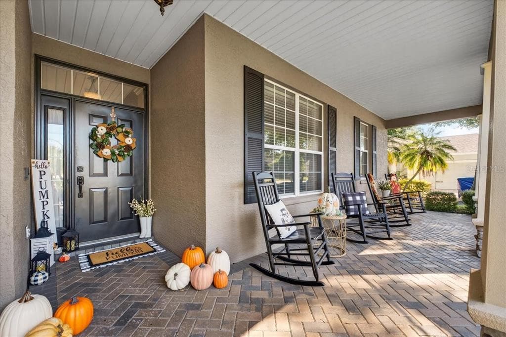 3928 SUNNYWOOD CIRCLE - Interior/Exterior Photo 5 - LAKELAND, FL