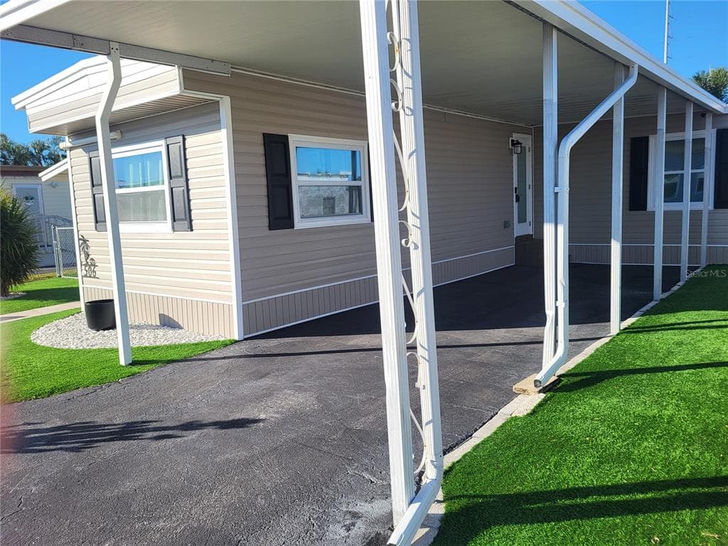 6580 SEMINOLE BOULEVARD UNIT 506 - Interior/Exterior Photo 4 - SEMINOLE, FL