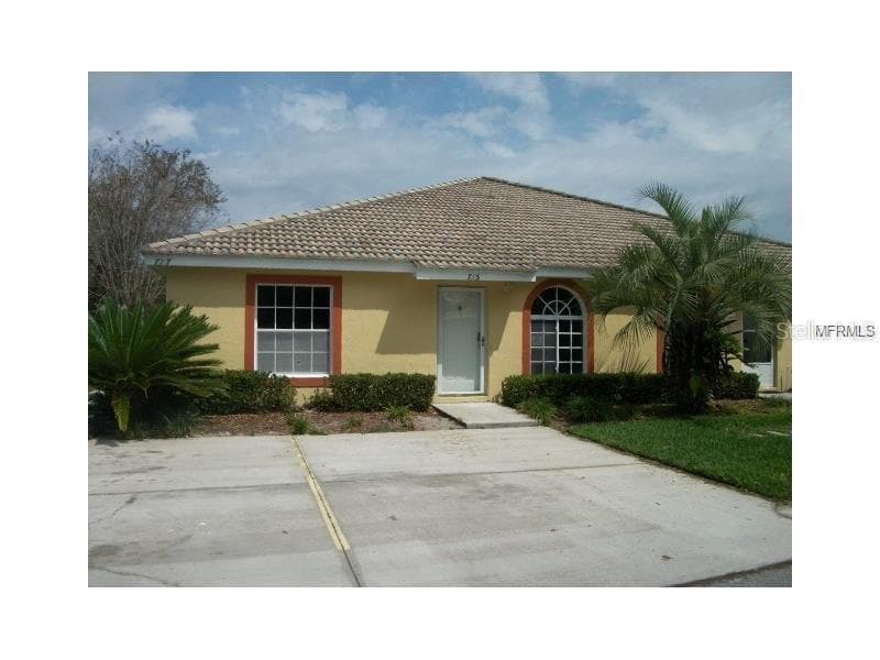 715 LAKE MARION GOLF RESORT UNIT 715 - 2bd/2ba - $1,175 - KISSIMMEE, FL