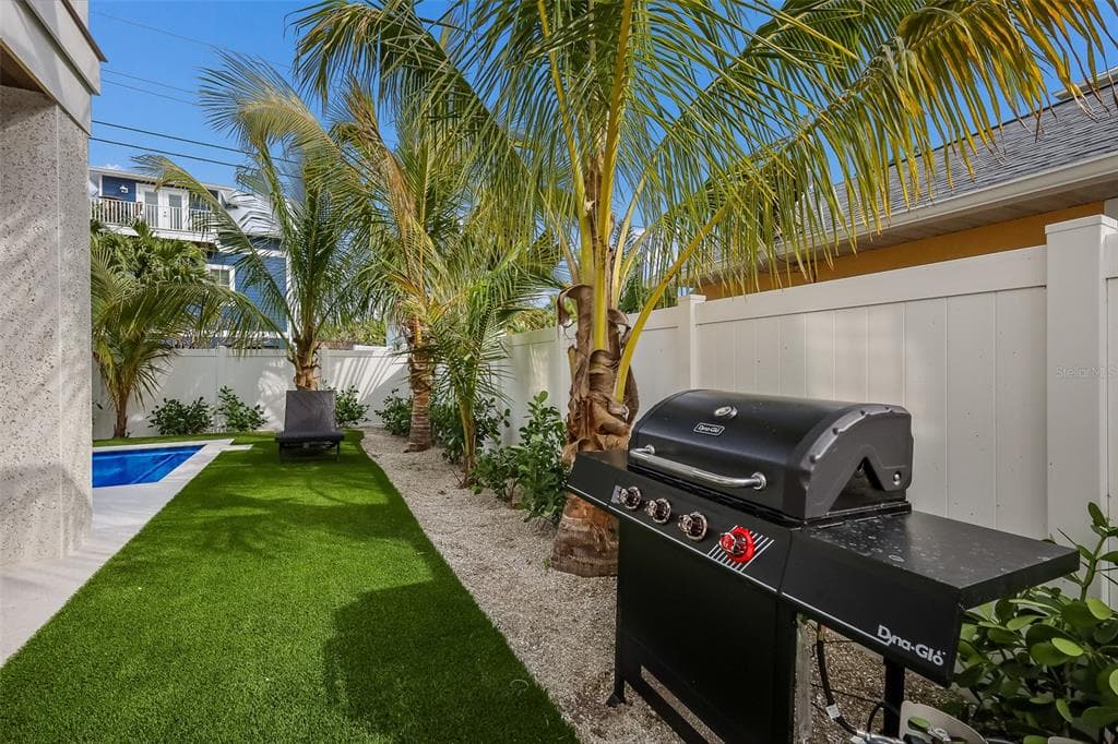 2213 AVENUE C - Interior/Exterior Photo 4 - BRADENTON BEACH, FL