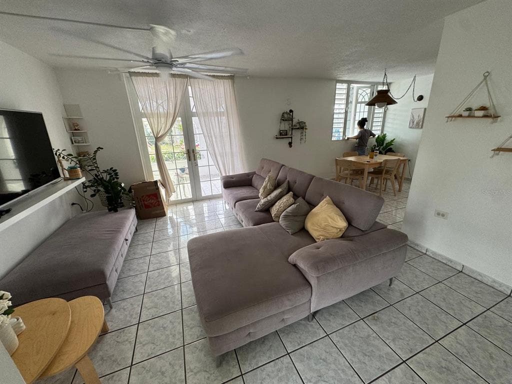 65 TAFT - Interior/Exterior Photo 5 - SAN JUAN, PR