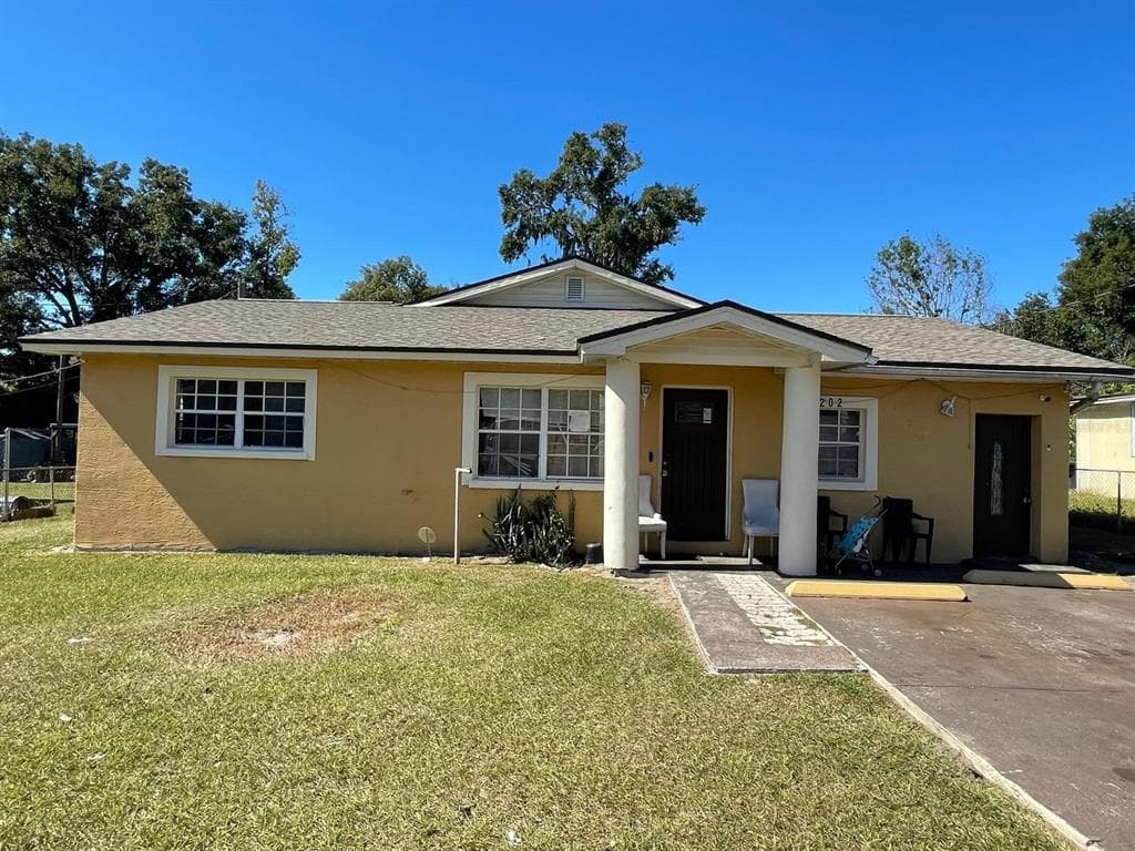 1202 JEWEL AVENUE - 5bd/2ba - $235,000 - LAKELAND, FL