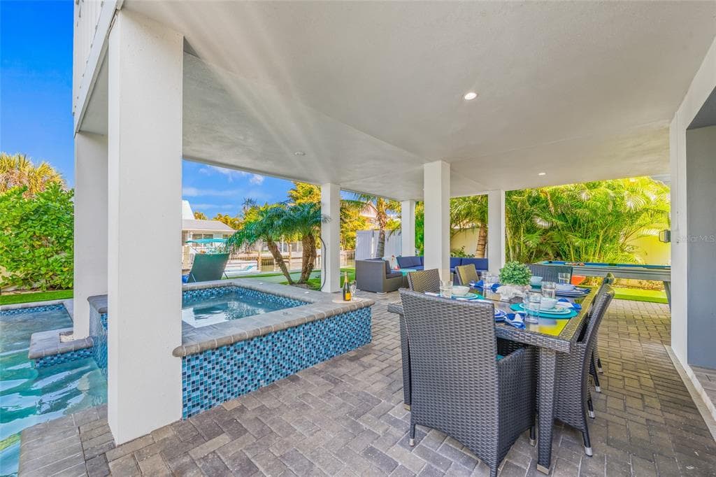 401 20TH PLACE - Interior/Exterior Photo 2 - BRADENTON BEACH, FL