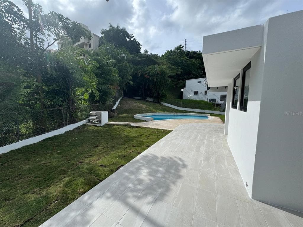 24 SAN VIDAL - Interior/Exterior Photo 3 - SAN JUAN, PR