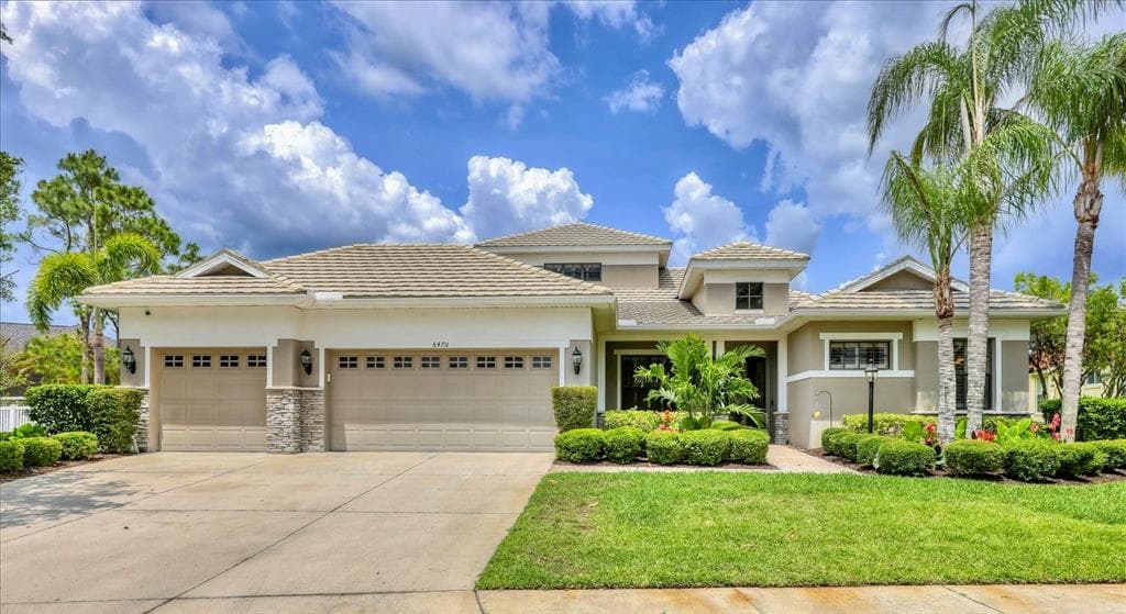 6470 INDIGO BUNTING PLACE - 4bd/4ba - $979,000 - LAKEWOOD RANCH, FL