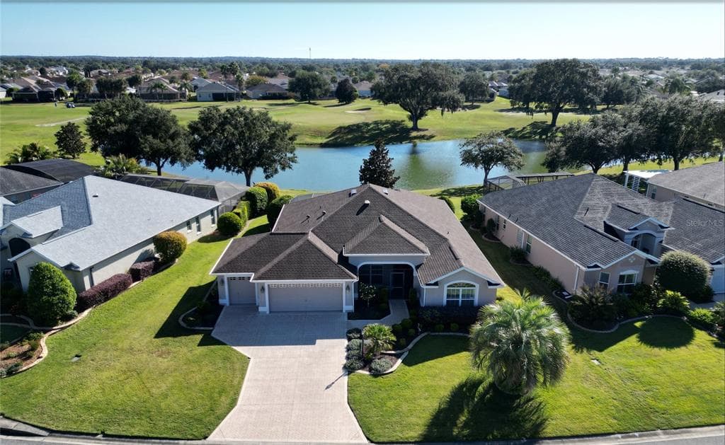 2039 MARKRIDGE LOOP - 3bd/2ba - $789,900 - THE VILLAGES, FL